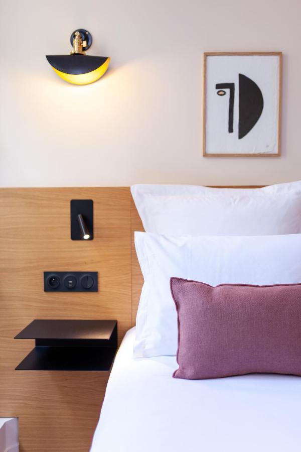 Tinah Paris, Champs Elysees Luaran gambar